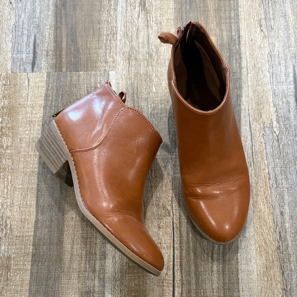 Old Navy Kids Brown Ankle Boots Size 4